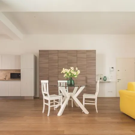 Mazzoni R&r Apartment