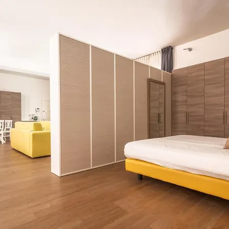 アパート Mazzoni R&r *