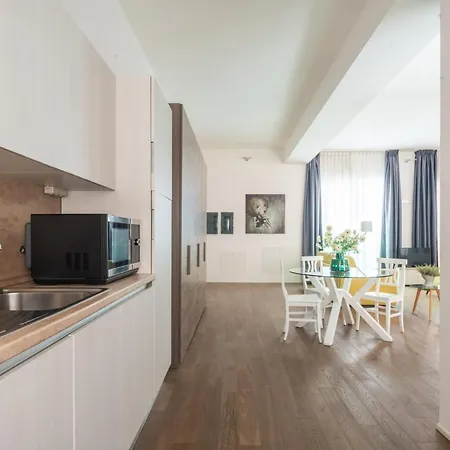 Mazzoni R&r 아파트