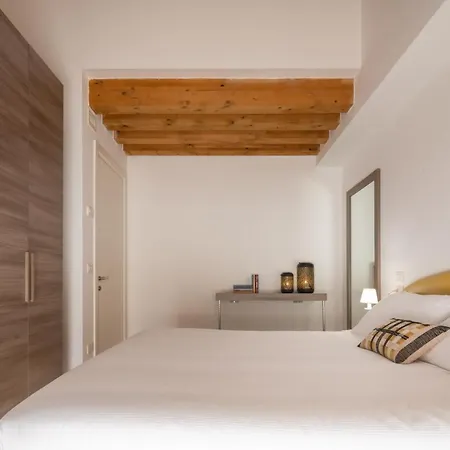 Mazzoni R&r 아파트 *