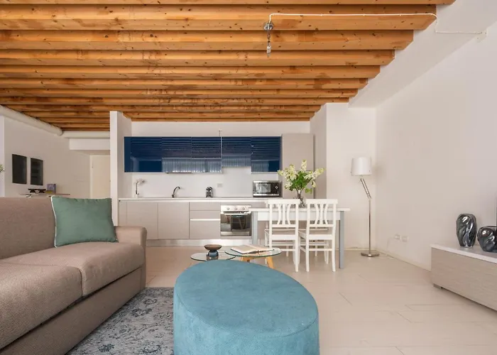 Mazzoni R&r Apartment Venice