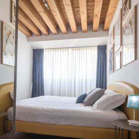 Appartamento Mazzoni R&r *